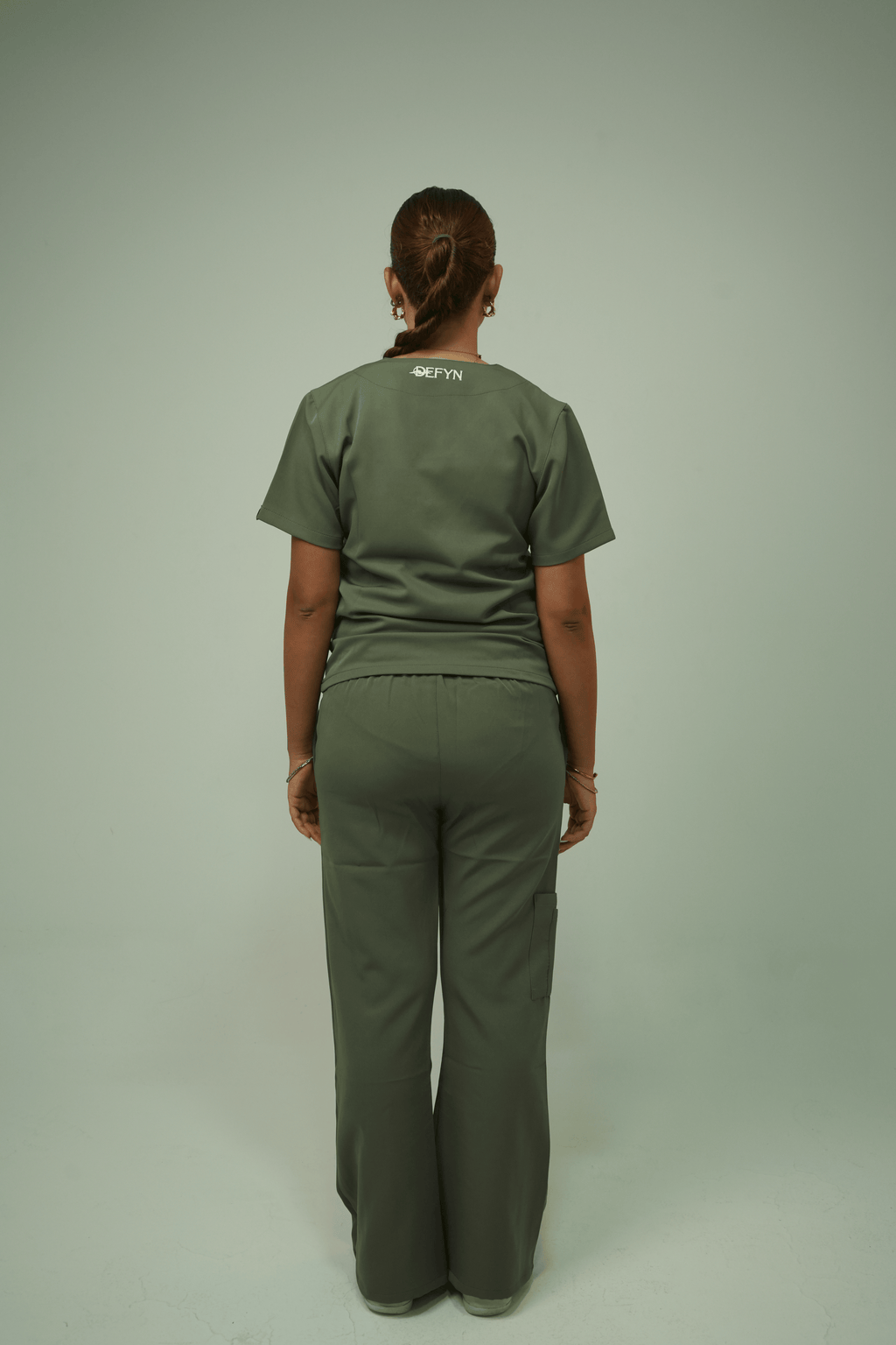 Defyn-C | Women's Olive Green Medical Scrub Full Set