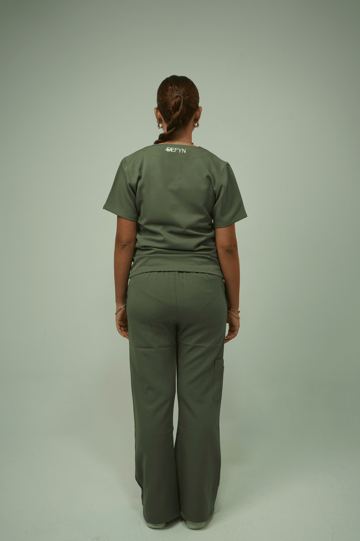 Defyn-C | Women's Olive Green Medical Scrub Full Set